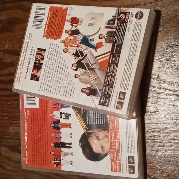 2 Arrested Development DVDs | Original Seasons 1 and 3 Bundle - Picture 2 of 2